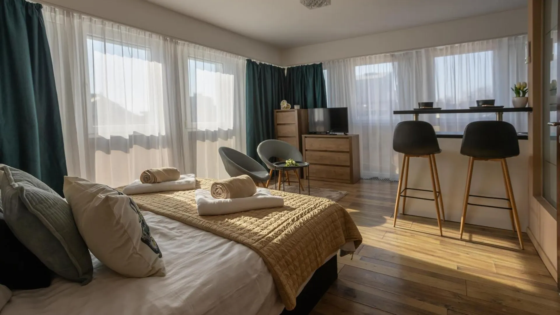 Apartment Hellowine Apartman II Eger Hungary