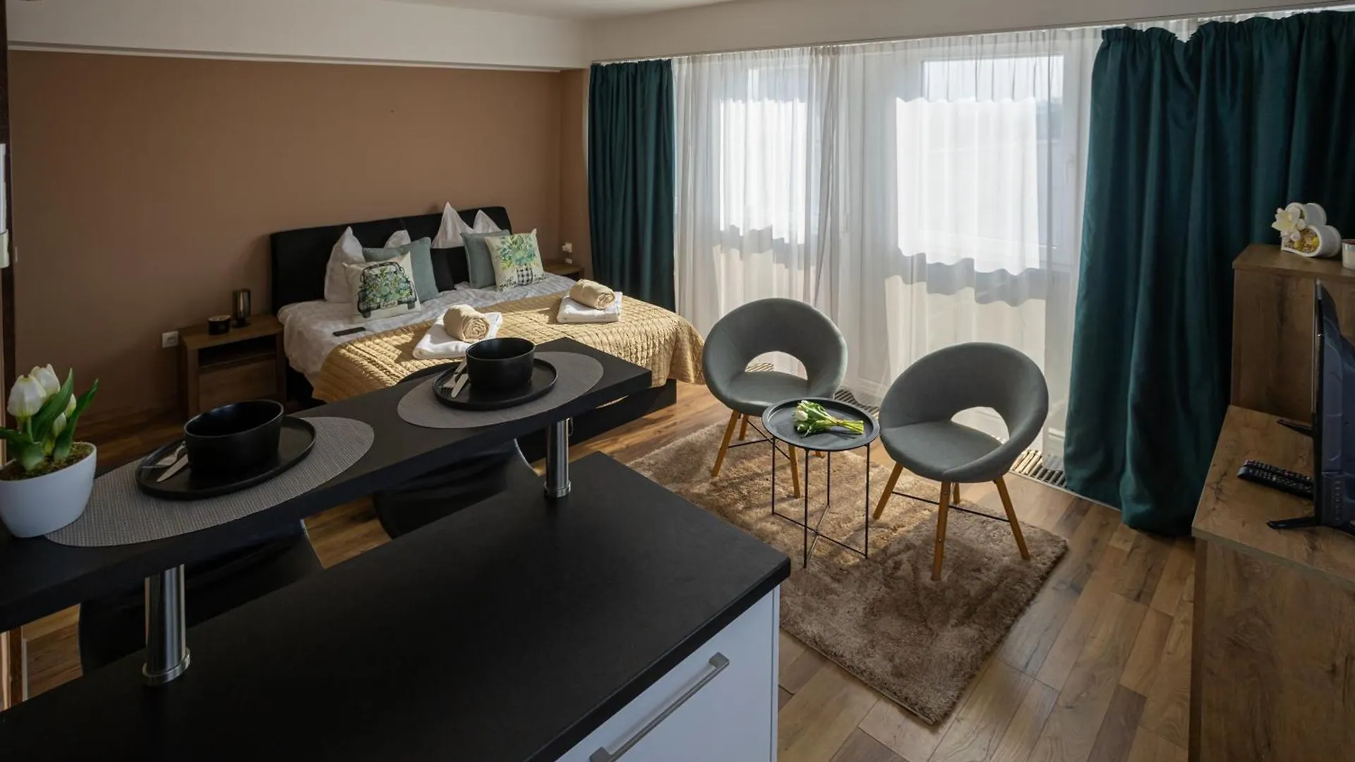 Hellowine Apartman II location